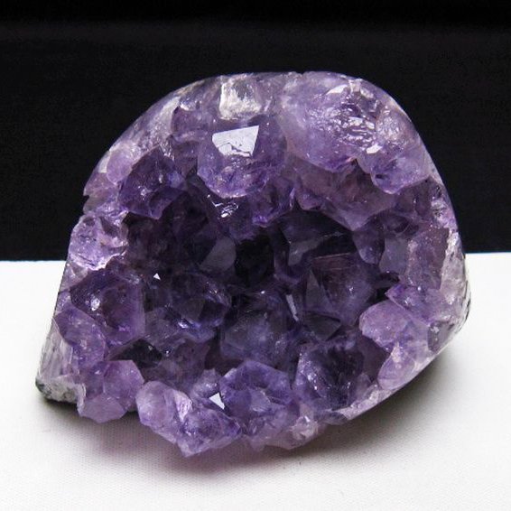 ウルグアイ産 ファントムアメジストクラスター [t95-12055]