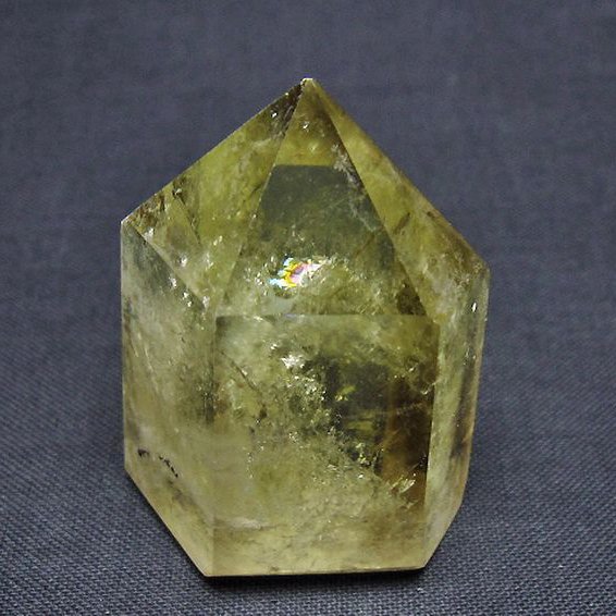 虹入り シトリン水晶 六角柱 [t98-2240]