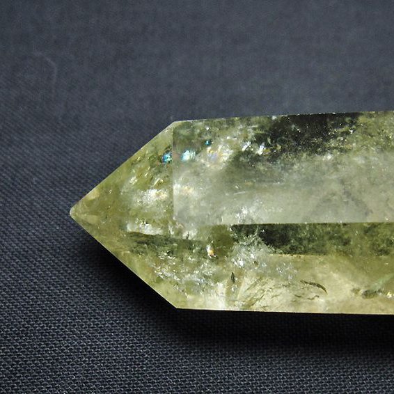 虹入り シトリン水晶 六角柱[T98-2275]