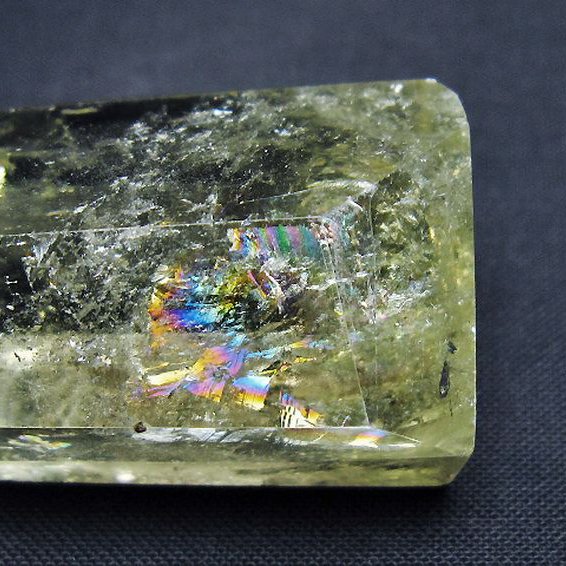 虹入り シトリン水晶 六角柱[T98-2304]