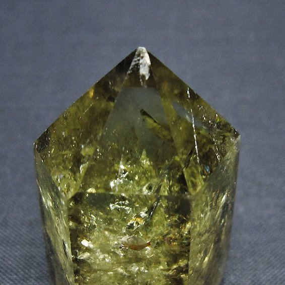 虹入り シトリン水晶 六角柱[T98-2347]