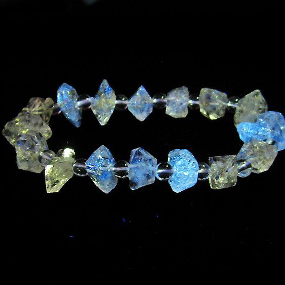 オイルインクォーツ （石油入り 水晶） ブレスレット パキスタン産 [T99-5191]