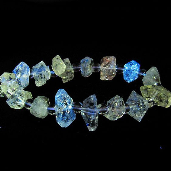 オイルインクォーツ （石油入り 水晶） ブレスレット パキスタン産 [T99-5192]