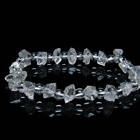 オイルインクォーツ （石油入り 水晶）  ブレスレット  パキスタン産 [T99-5697]