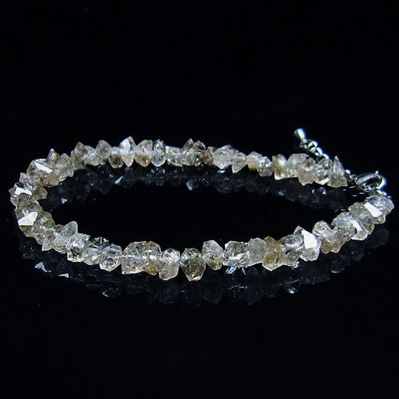 オイルインクォーツ （石油入り 水晶）  ブレスレット  パキスタン産 [T99-5749]