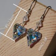 SWAROVSKI：ピアス
