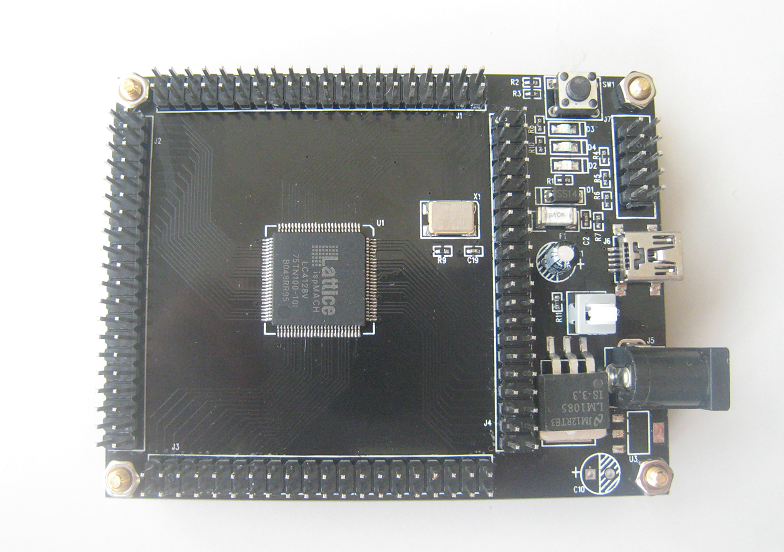 Lattice（ラティス）CPLD、ispMACH4000ファミリのLC4128V開発ボード