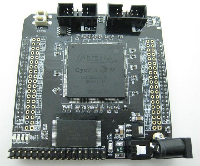 FPGA/CycloneII EP2C8+EPCS16ボード（豊富な資料付き）