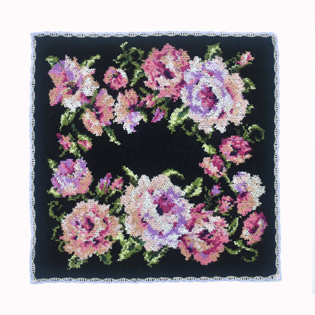 2026年 福袋 E Happy Bag シェニール織ハンカチ＆長財布