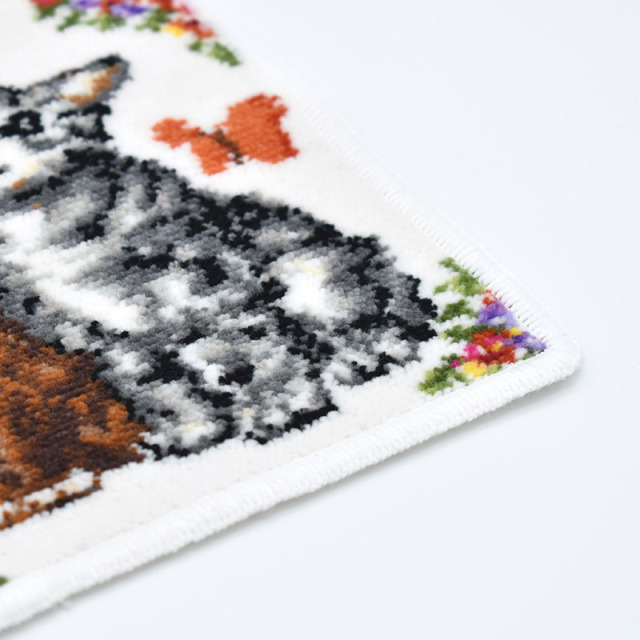 ネコ　蝶猫　蝶ネコ　ミニハンカチ