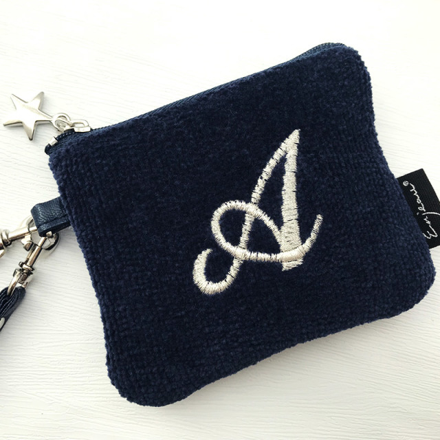 イニシャル ネイビー