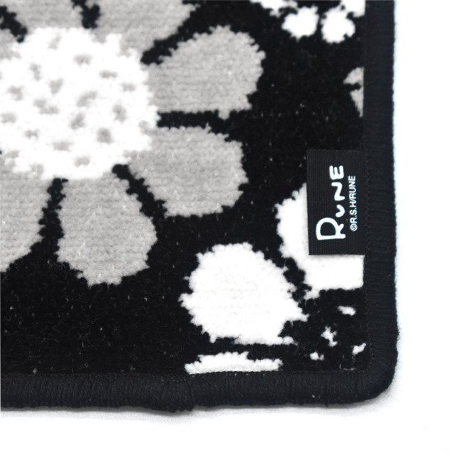 RUNE 内藤ルネ × アーンジョー：モノトーンフラワー ハンカチ 23cm