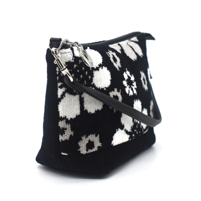 RUNE 内藤ルネ × アーンジョー：コスメポーチ モノトーンフラワー 2061