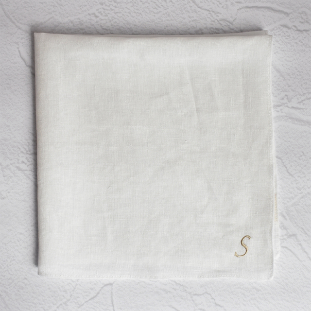 810-5111 リネンラヴィ イニシャル　リネンハンカチ ゴールド
