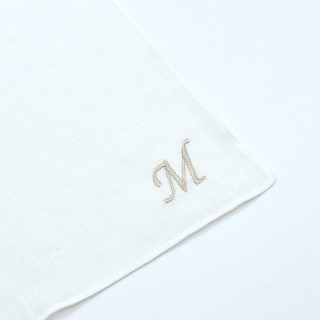 810-5111 リネンラヴィ イニシャル　リネンハンカチ ゴールド
