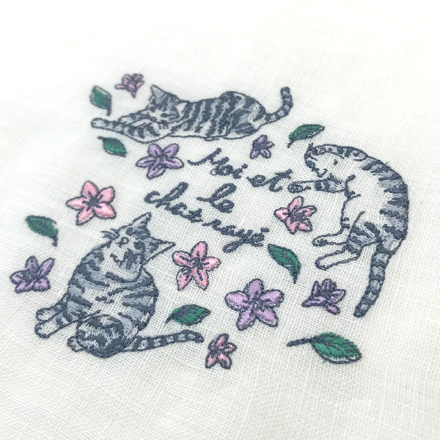 リネン　猫　刺繍