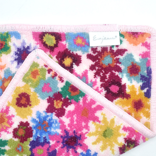 200-51-11 アンナ ハンカチ