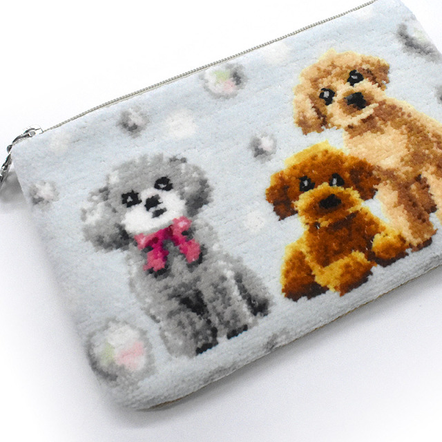 dc74003 犬柄 フラットポーチ