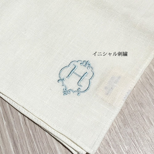 E.T. ハンカチ　ヴィンテージ アンティーク ハンカチーフ＊花柄の刺繍＊USA・ヨーロッパのご