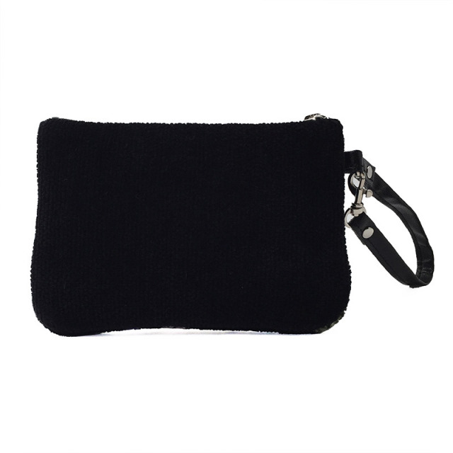 ストラップポーチ