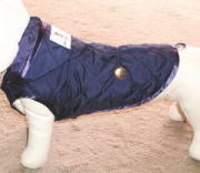 キルティングコート　紺色