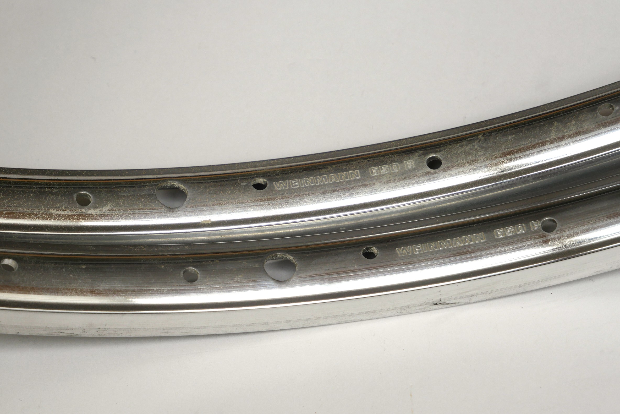 ワインマン　リム　ソリッド　650B　36H　2本1組　ウッズ穴　新品