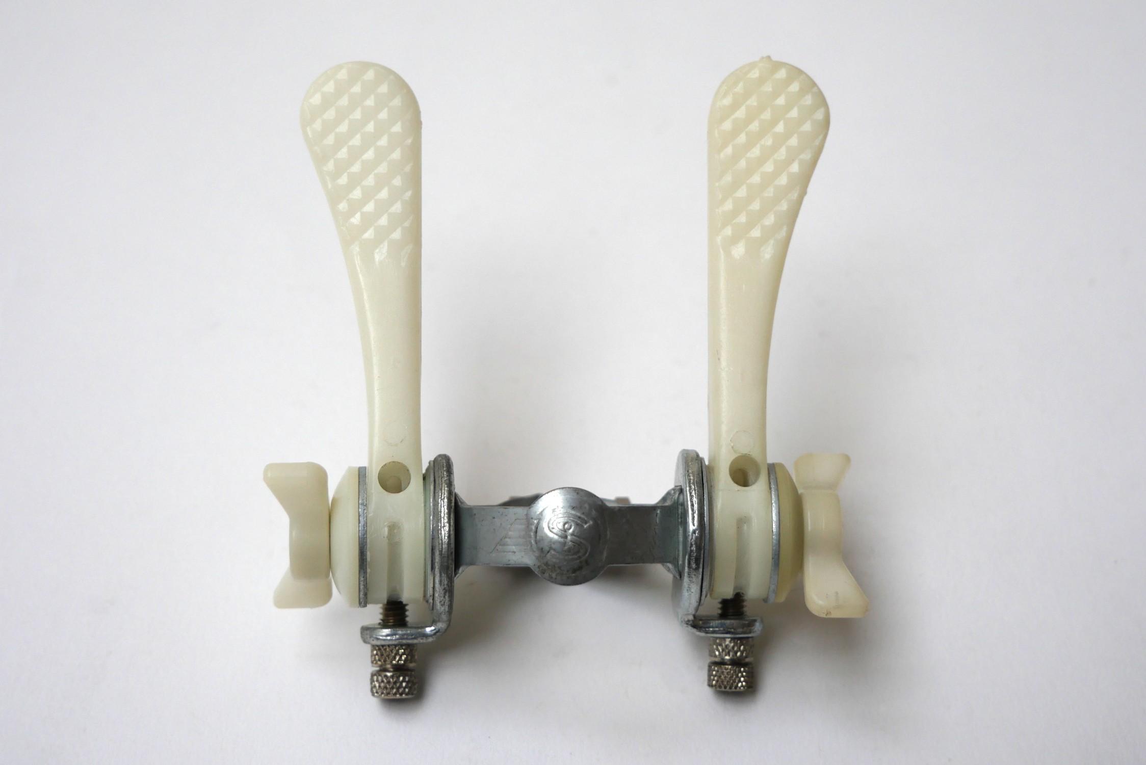 サンプレックス　Wレバー　プレステージ　白デルリン　新品