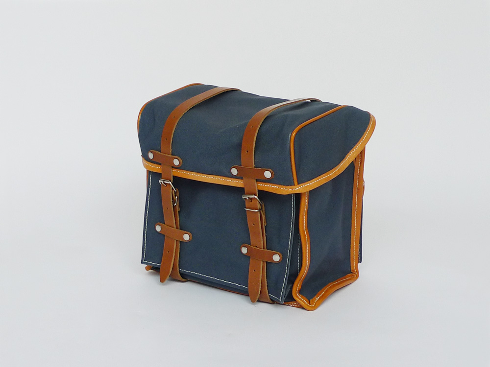 ベルトゥサイクル　フロントバッグ　４０年代モデル