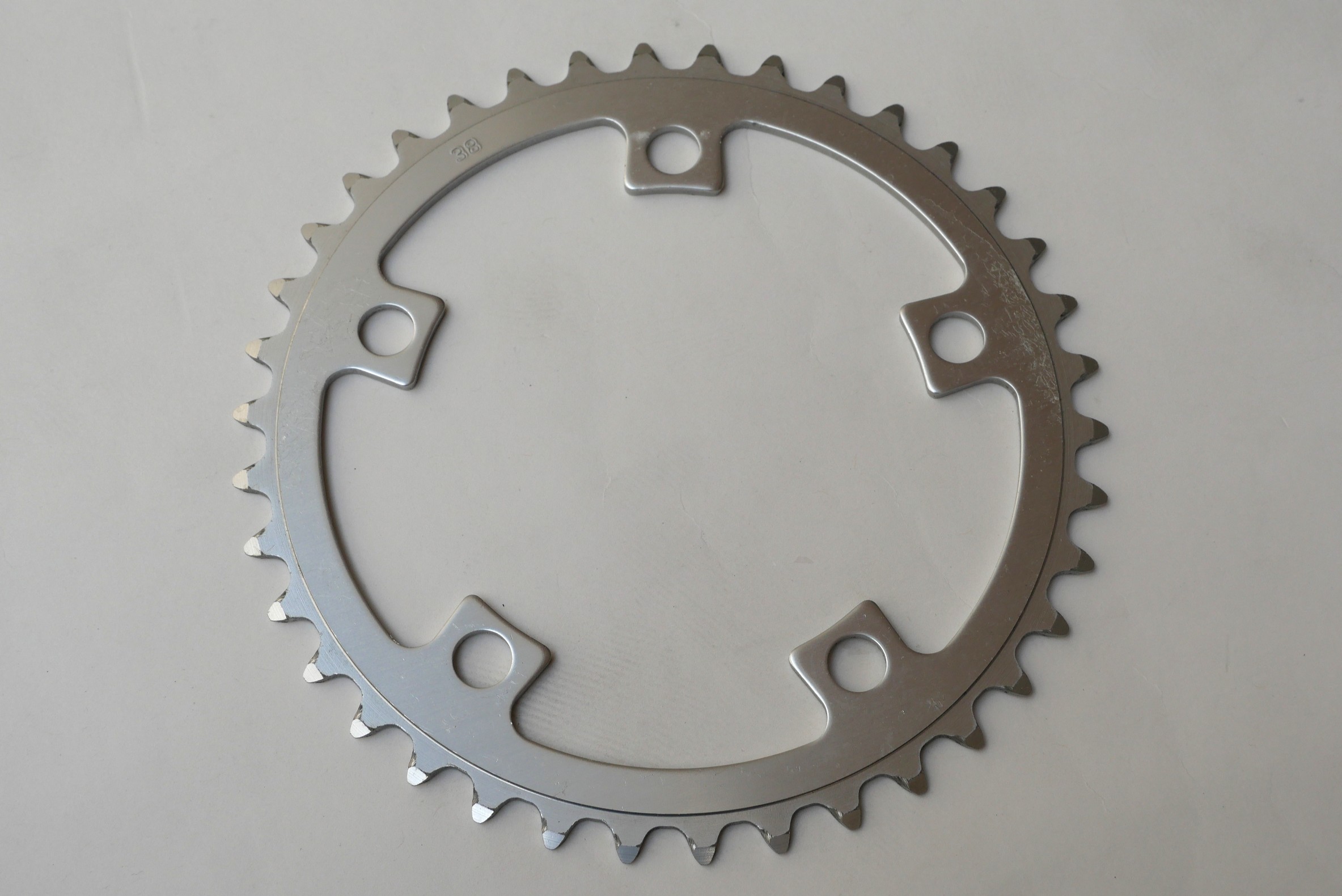 スギノ　チェンリング　ニューマキシィ　インナー　38Ｔ　新品