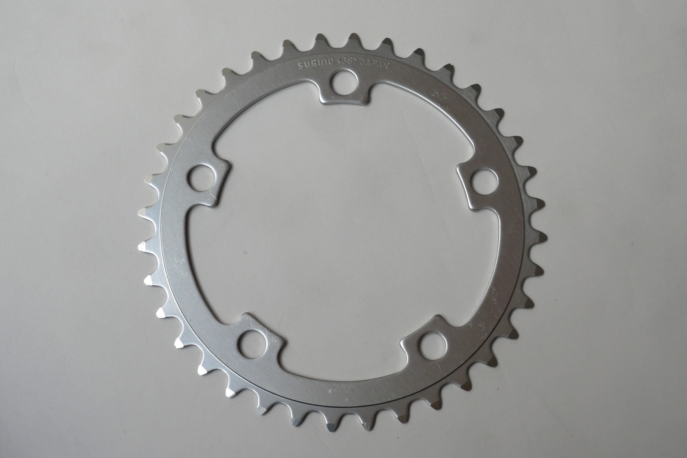 スギノ　チェンリング　ニューマキシィ　インナー　36Ｔ　新品