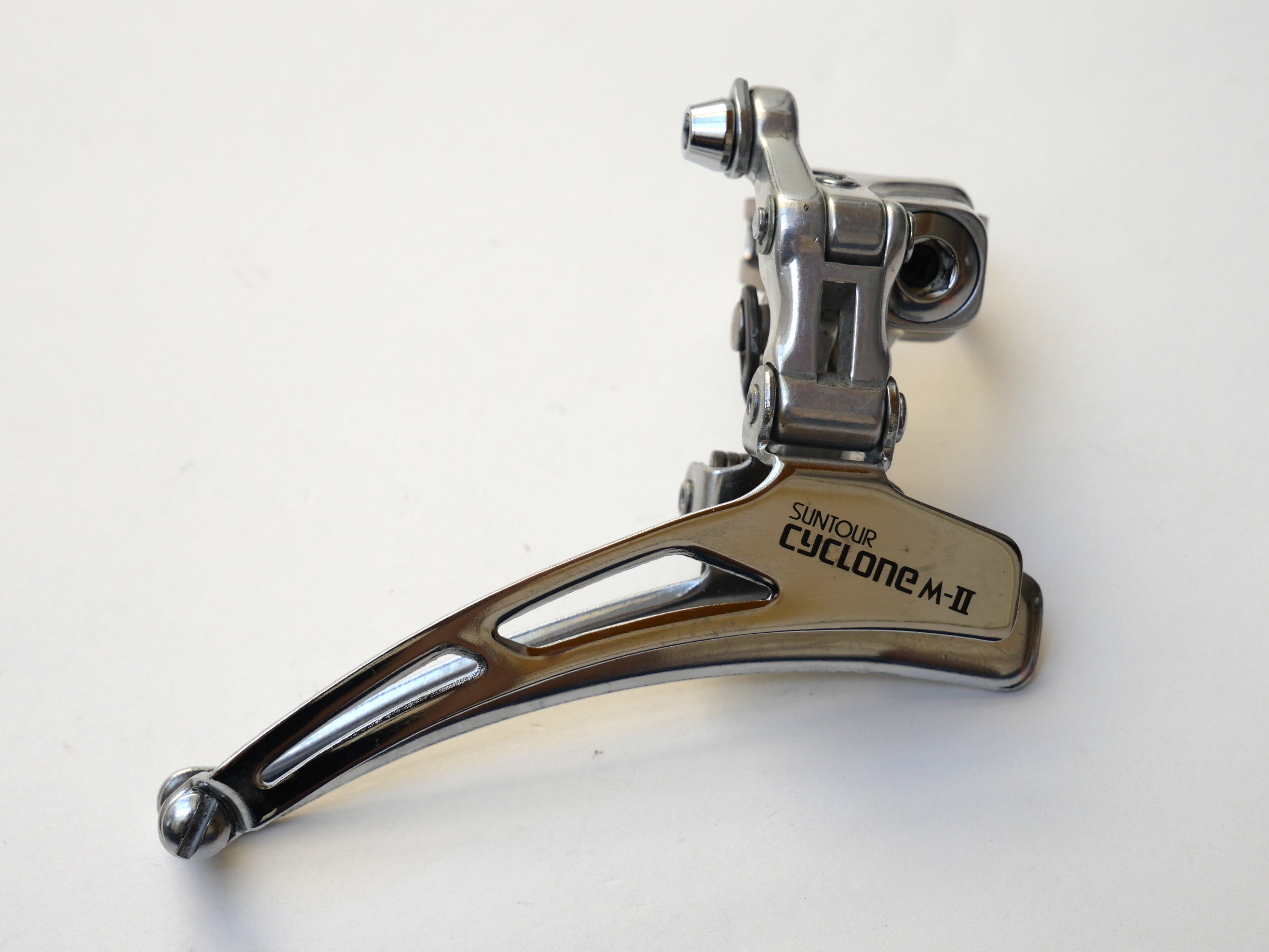 サンツアー　Fメカ　サイクロンM-2　FD-2300　2型B　新品