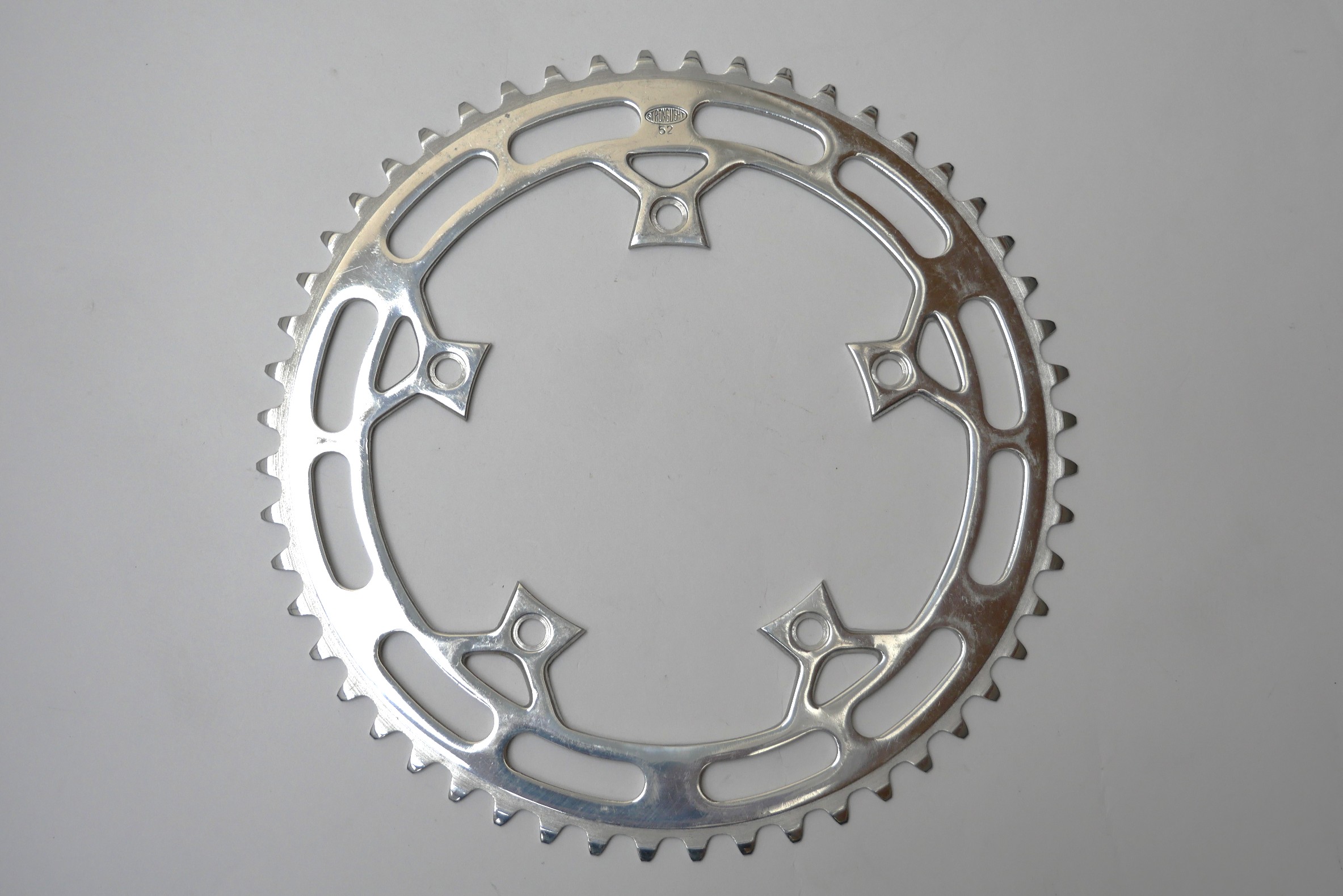 ストロングライト　チェンリング　57　アウター52T　新品