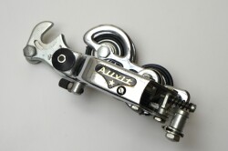 ユーレー　Rメカ　アルビー　黒バッジ　新品