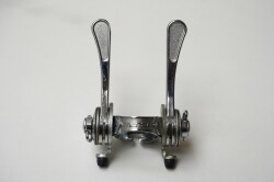 ユーレー　Wレバー　アルビー　環付ボルト☆マーク　新品