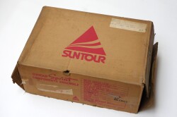 サンツアー　コンポーネントセット　スプリント　展示ケース付　新品