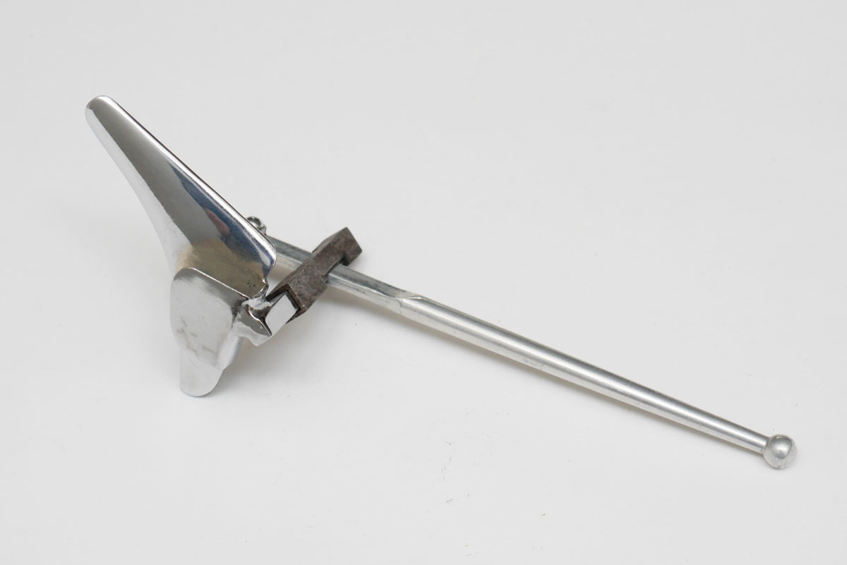 ルネエルス　フロントメカ　ロッド式　W用　新品