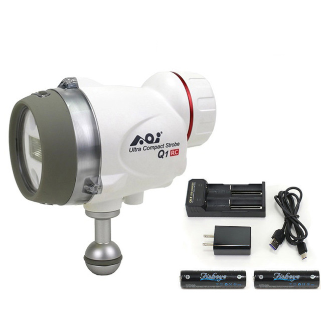 AOI（エーオーアイ）UCS-Q1-RC ウルトラコンパクトストロボ RC　デュアルバッテリーチャージャーセット