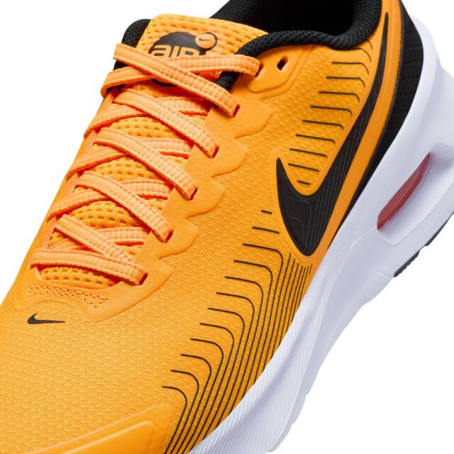 NIKE ナイキ エア マックス NUAXIS LASER ORANGE/BLACK-TOTAL ORANGE
