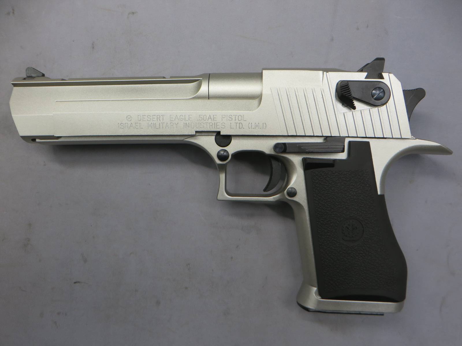 【タナカ】デザートイーグル .50AE HW “Warm Silver Coating”