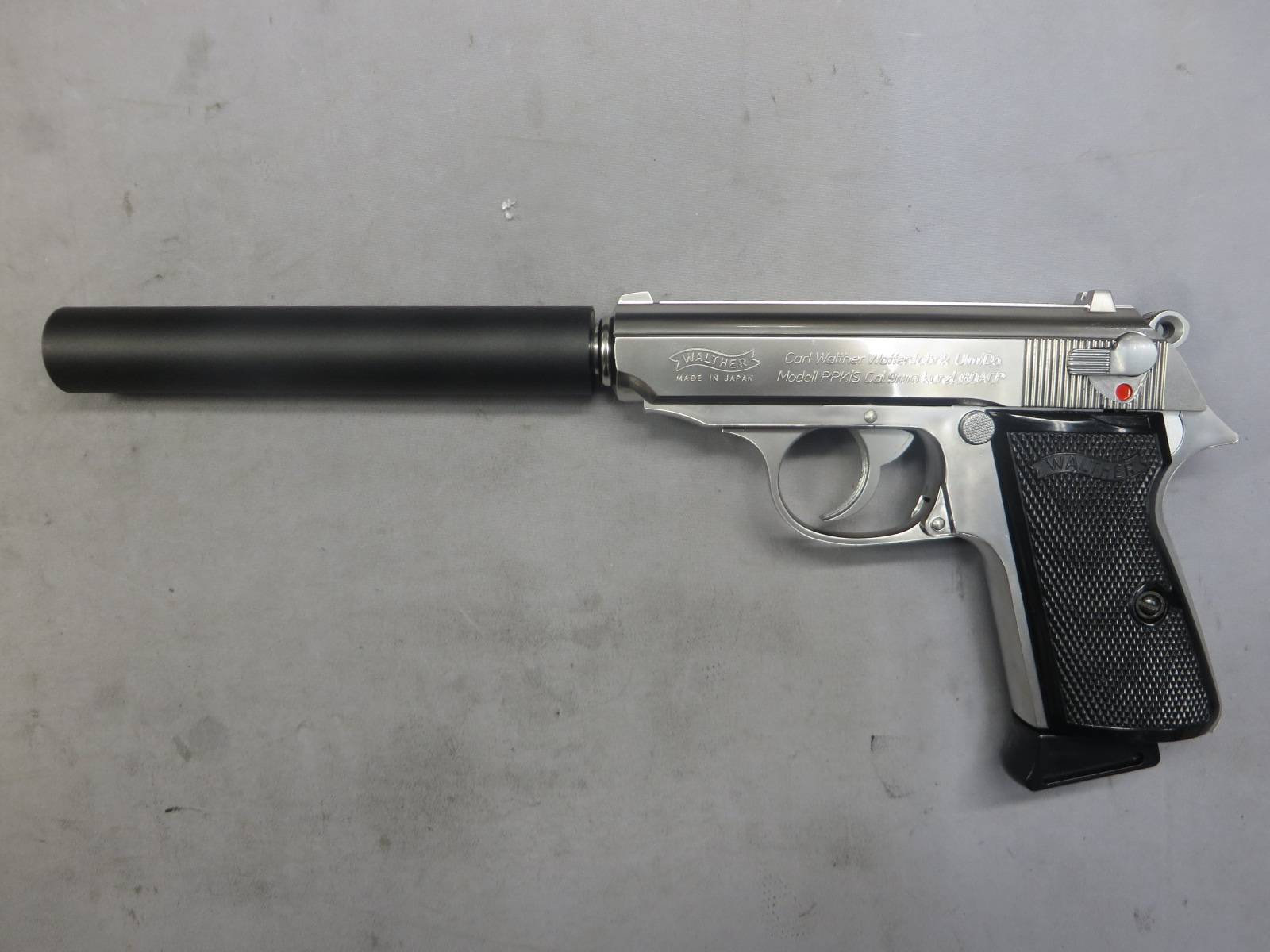 【マルゼン】ワルサー PPK/S ステンレスシルバー ムービープロップシリーズ