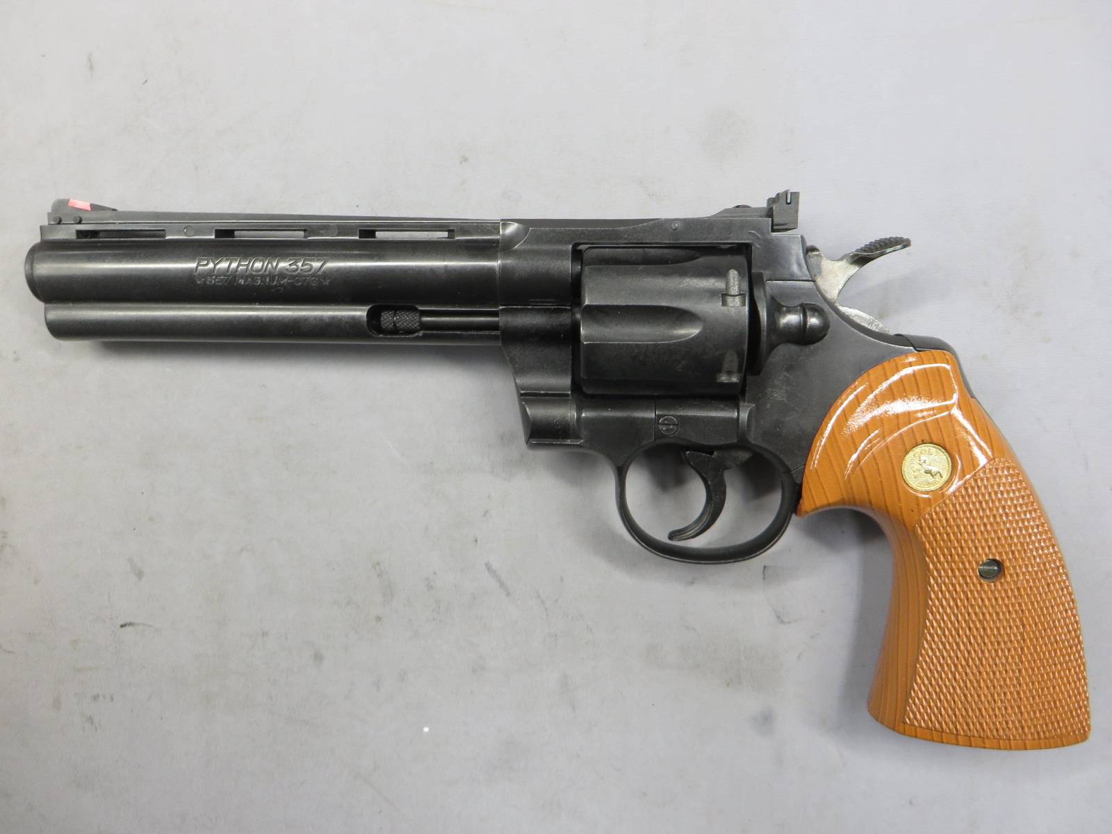 【MGC】コルト パイソン.357Mag 6in SRH（スーパーリアルHW） モデルガン