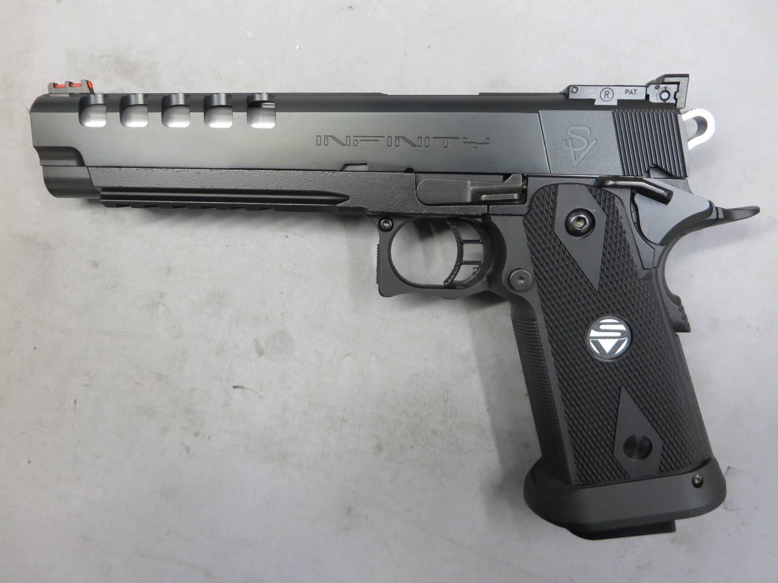 【ウエスタンアームズ】SVI 6.0 10ポートカスタム