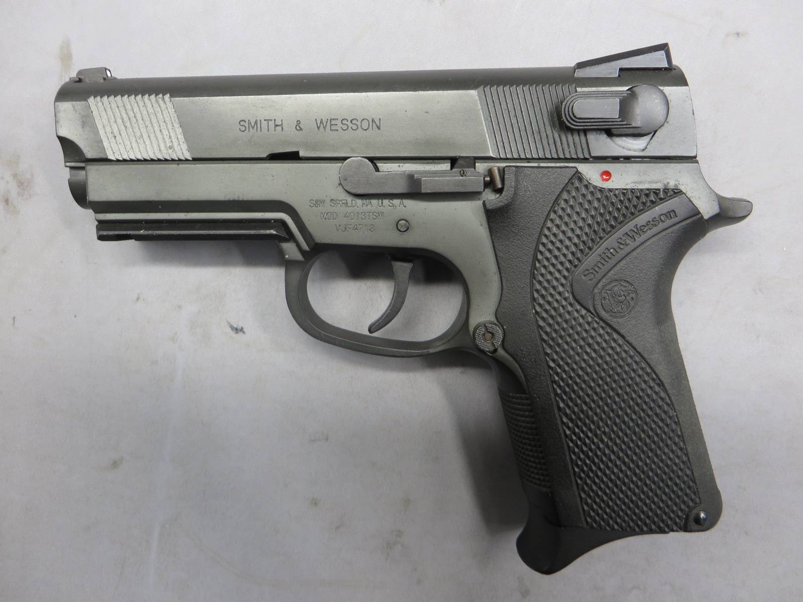 【ウエスタンアームズ】S&W M4013 TSW PCカスタム カーボンブラック