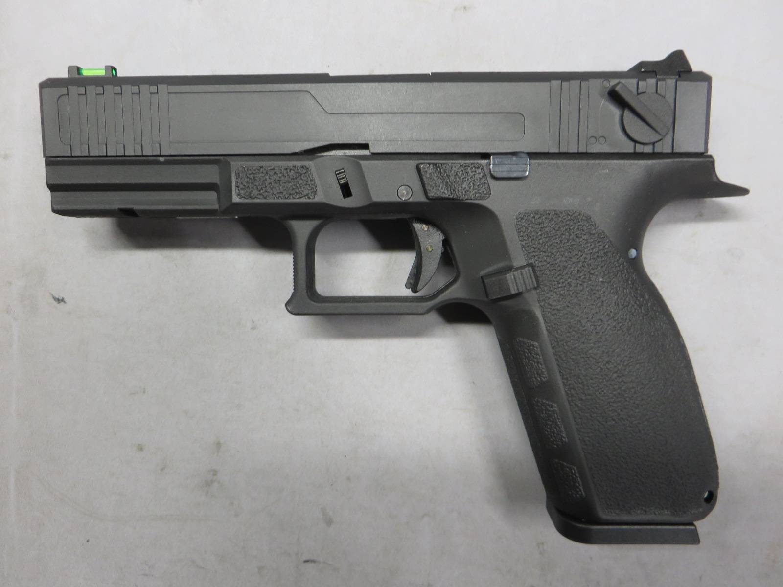 【Carbon8】ストライカー9S CO2