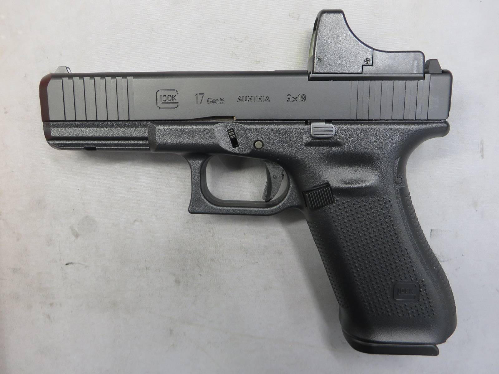 【東京マルイ】グロック17 Gen.5 MOS・デトネーター カスタムスライド・マイクロプロサイト Glock17 G17