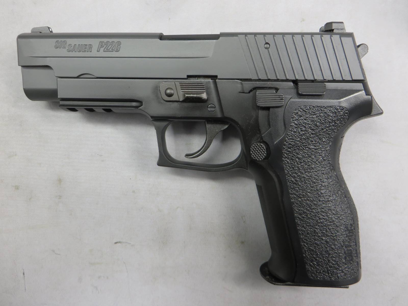 【東京マルイ】SIG SAUER P226E2