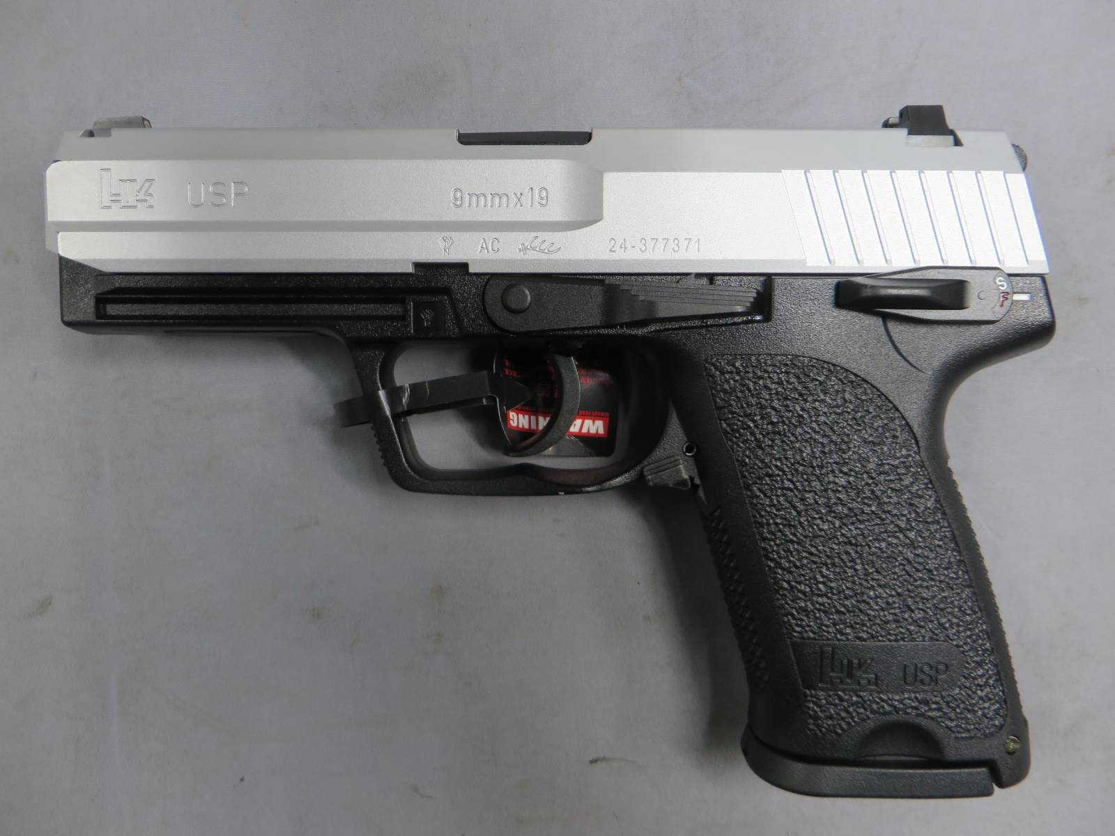 【東京マルイ】H&K USPフルサイズ・スライドシルバー塗装