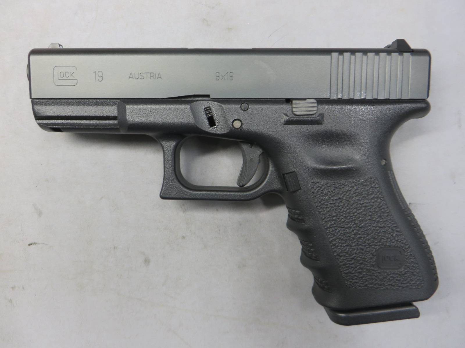 【東京マルイ】グロック19 3rd ジェネレーション・アルミスライド G19・Glock19