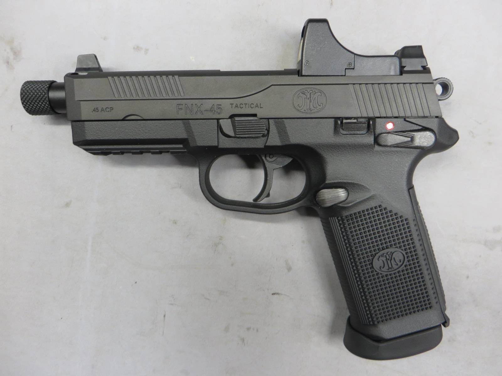 【東京マルイ】FNX-45 タクティカル ブラック・マイクロプロサイト