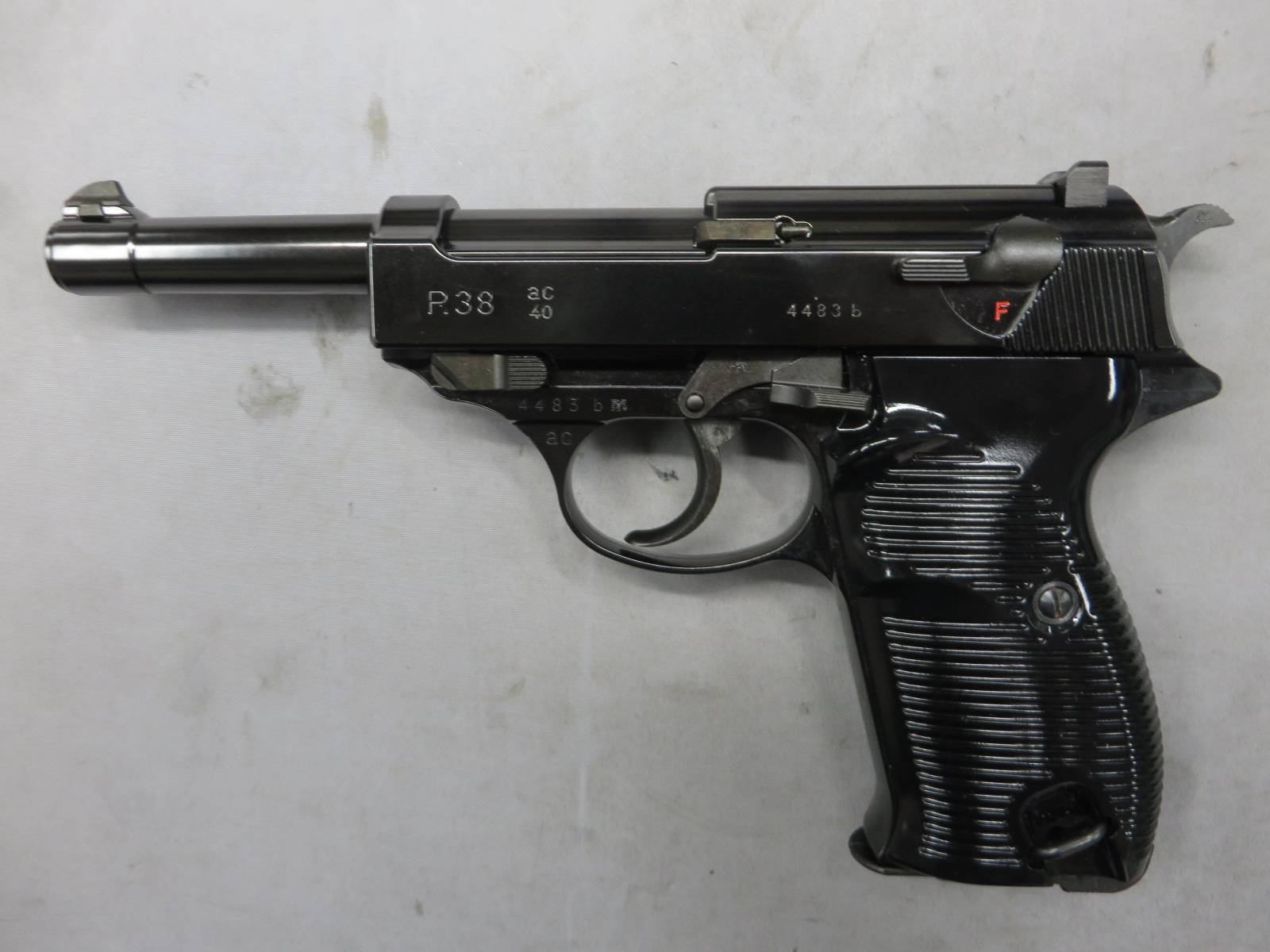 【マルゼン】ワルサーP38 ブラックメタル